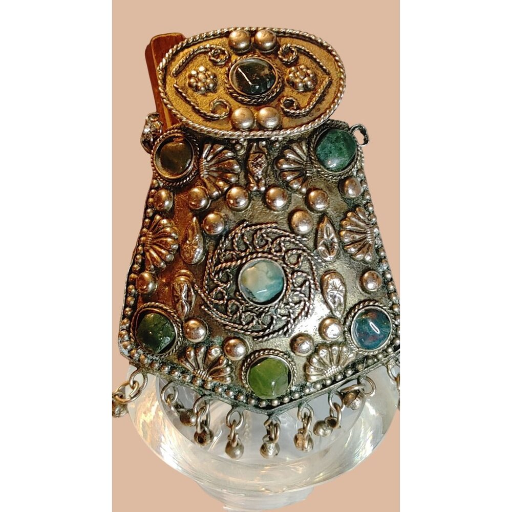 Sajai Gemstone Coin Purse Ethnic Silver Pendant Necklace Green Gemstones Bohemia